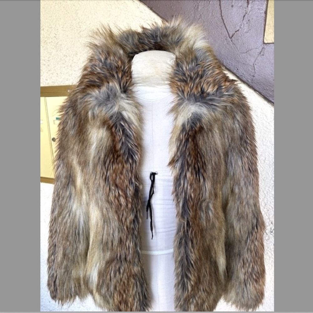$495 ZADIG & VOLTAIRE Fame Faux Fur  Short Jacket NWOT/sz S - Picture 8 of 16